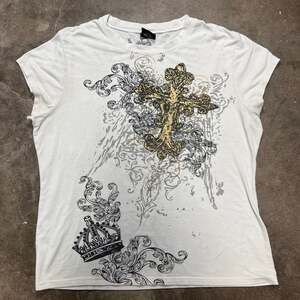 Vintage Y2K Old Skool Apparel Tribal Cross Graphic T-Shirt White